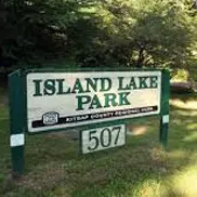 islandlake.jpg