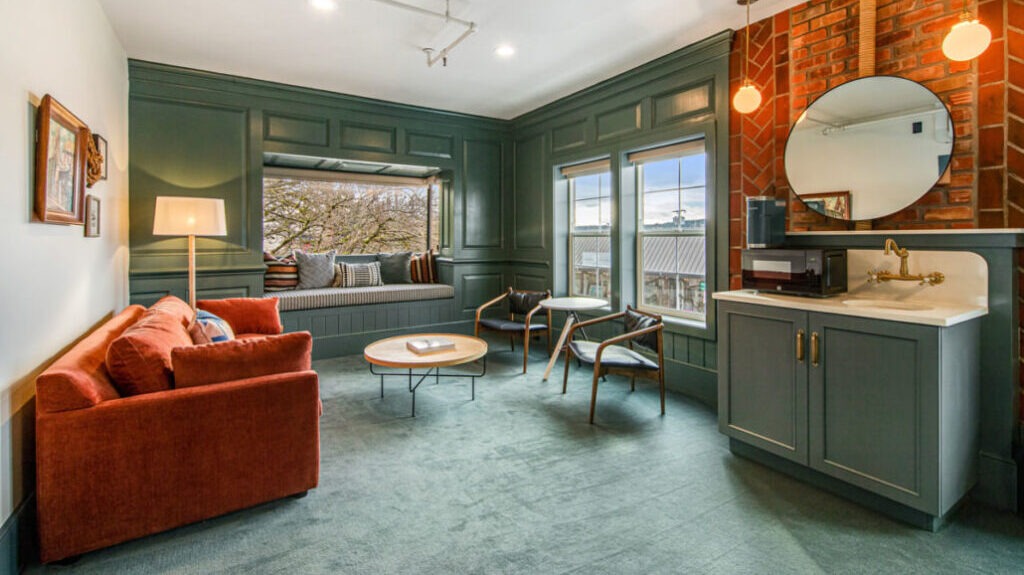 3537141-1030×687-2-1024×683-1-e1749495970654