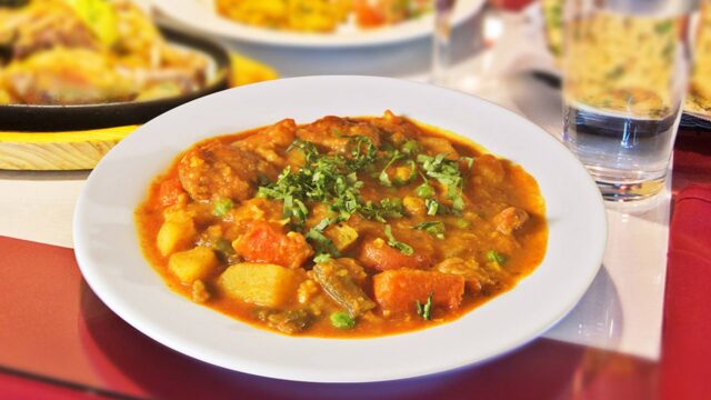 Slider4-Dish-on-Table