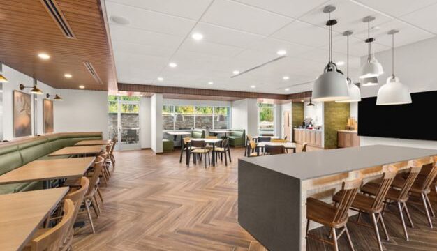 fi-seafo-seafo-breakfast217045-93717_Classic-Hor